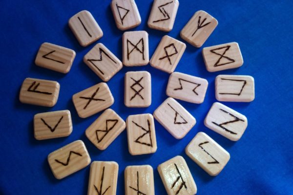 1671862064_kartinkin-net-p-skandinavskie-runi-kartinki-vkontakte-10