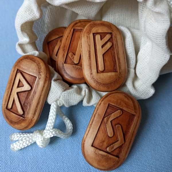 8b96f8d2255c5c2168f7ec18a24r--fen-shuj-i-ezoterika-runy-skandinavskie-severnye